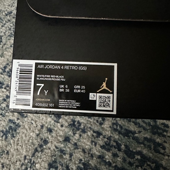 Jordan 4 Retro Red Cement (GS) size 7 - Picture 6 of 6